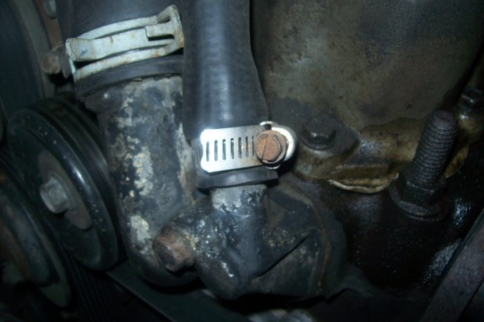 Where is the thermostat on a 2000 jeep grand cherokee