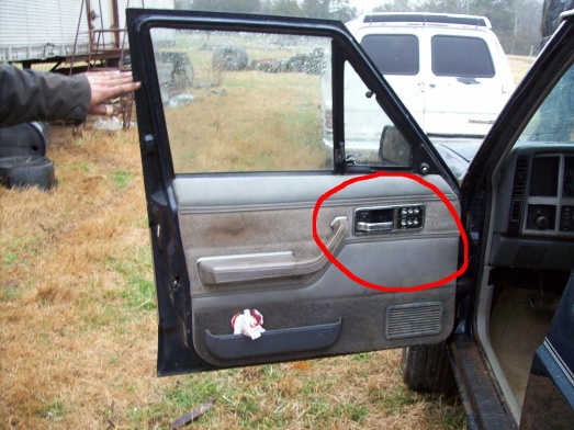 Jeep cherokee power door lock switch