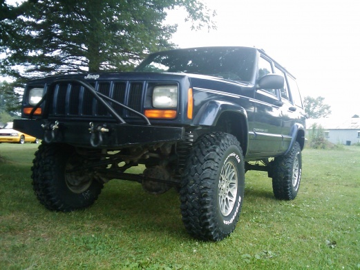 Jeep cherokee rough country lift #1