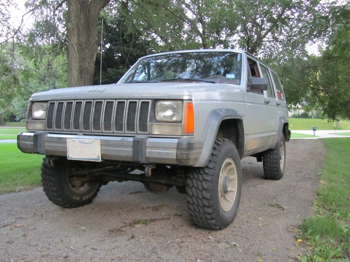 1987 Jeep cherokee pioneer #2