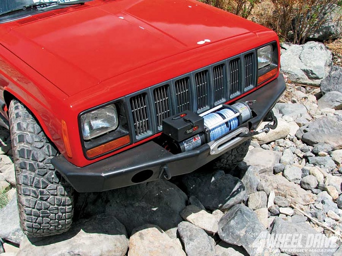 Jeep Cherokee XJ Front Bumper-1012_4wd_16_1997_jeep_cherokee_xj_buildup_winch_bumper_and_winch_lg.jpg