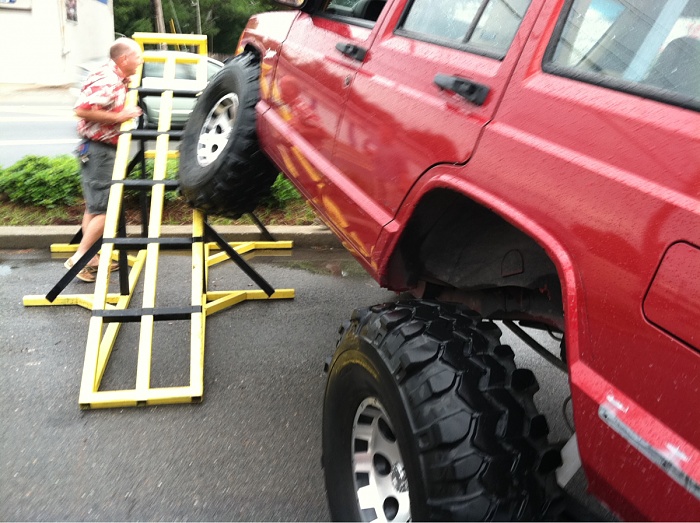 98xj long arm 35s low miles-image-1970806039.jpg