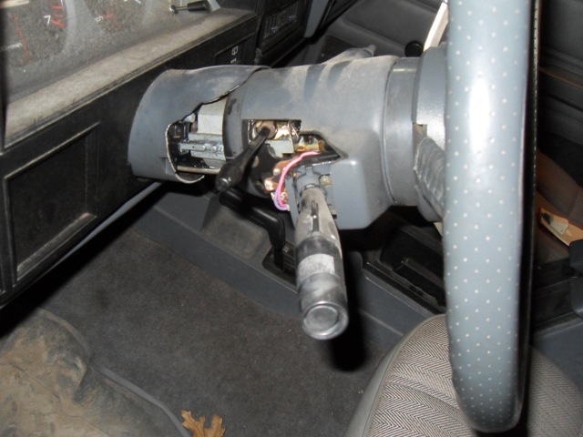 Need a Steering Column Lower Bezel/Shroud - Jeep Cherokee ... alfa romeo 4c engine diagram 