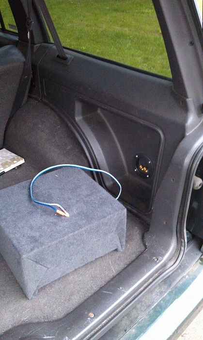 Installing speakers/sub?-imag0156.jpg