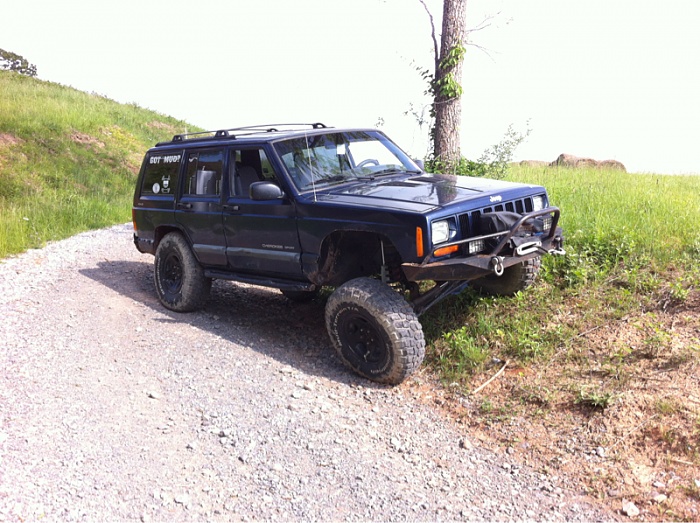 Xj vs. zj pros and cons-image-304117158.jpg