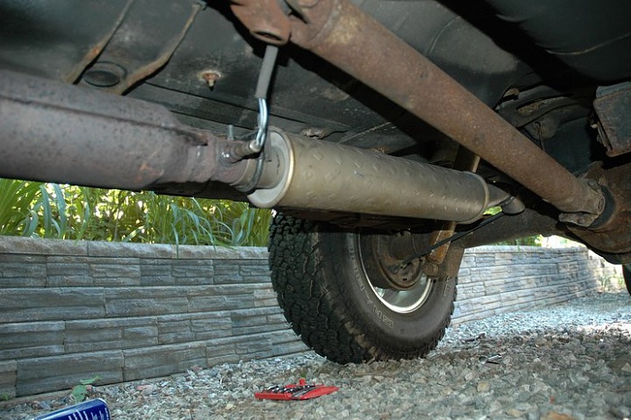 cutting out the muffler and putting in a straight pipe-31811_124719624222589_100000536562874_223396_888074_n.jpg