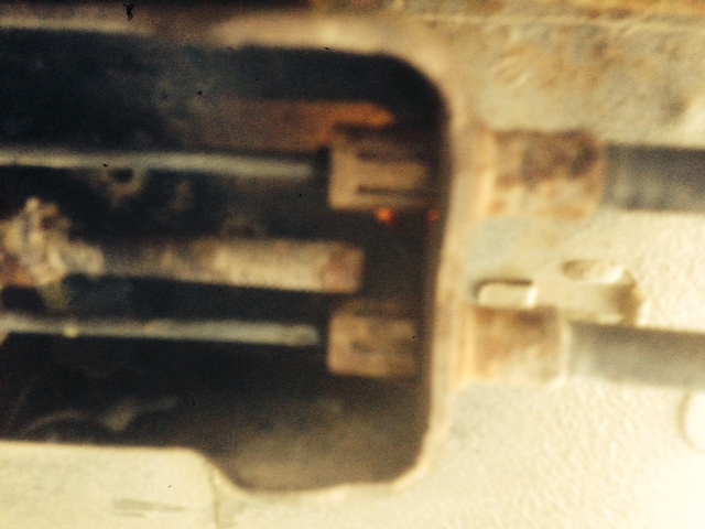 Electrical problem please help!!!-photo-1-1-.jpg