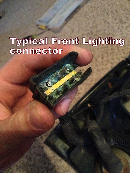 95 XJ No headlights-10-pin-connector.jpg