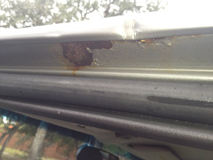 Bent driprail causing rust and cab leaking-image-3093308435.jpg