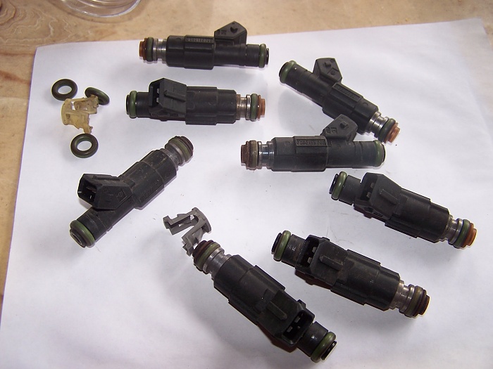 Pulled neon injectors thought they were right...-jeep-703-injectors.jpg