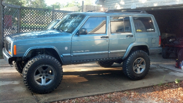 The blue beauty (my mall crawler project)-forumrunner_20130514_222433.jpg