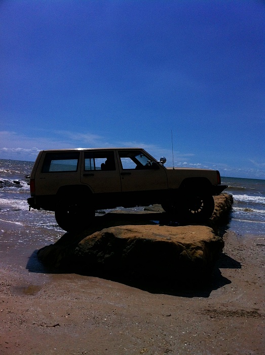 Houston Kid's 1999 Cherokee-photo-20-.jpg