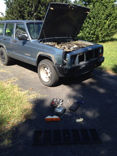 2004 jeep grand cherokee tank is full fuel gauge not working