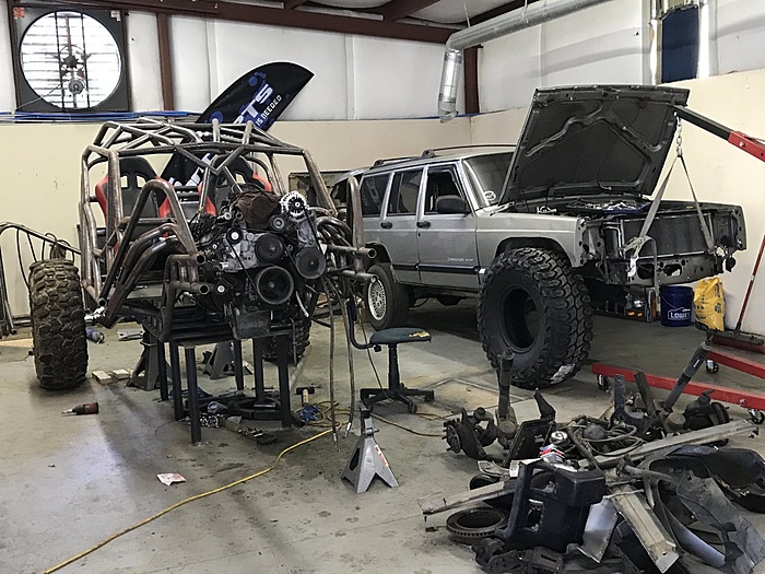 Jeep Cherokee xj w/ one tons and 40's-19d2dd10-804b-47fb-bcfe-10de2399575f.jpeg