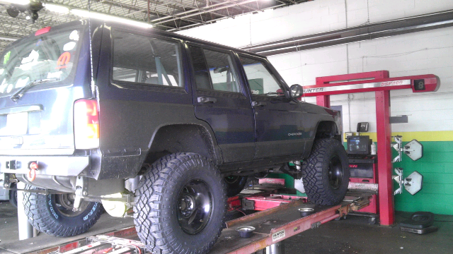 My 2wd XJ-forumrunner_20111112_145442.jpg