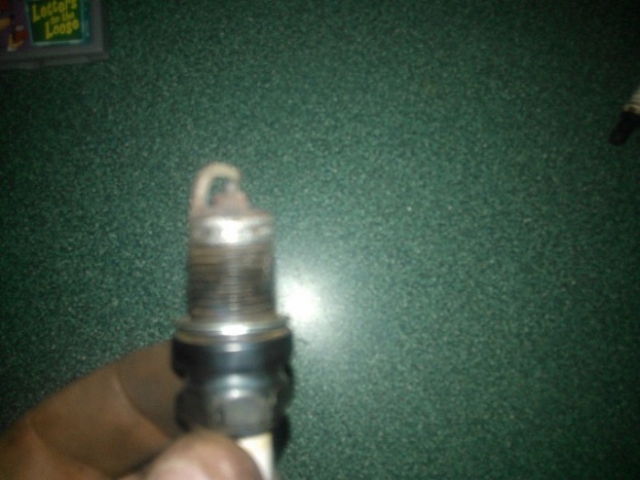 how does this happen?-sparkplug.jpg