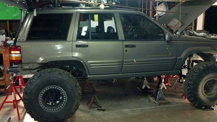 1 ton grand cherokee-uploadfromtaptalk1381890806097.jpg