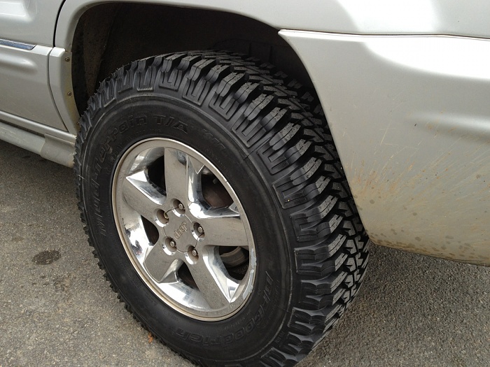 Retreaded tires-image-166608686.jpg