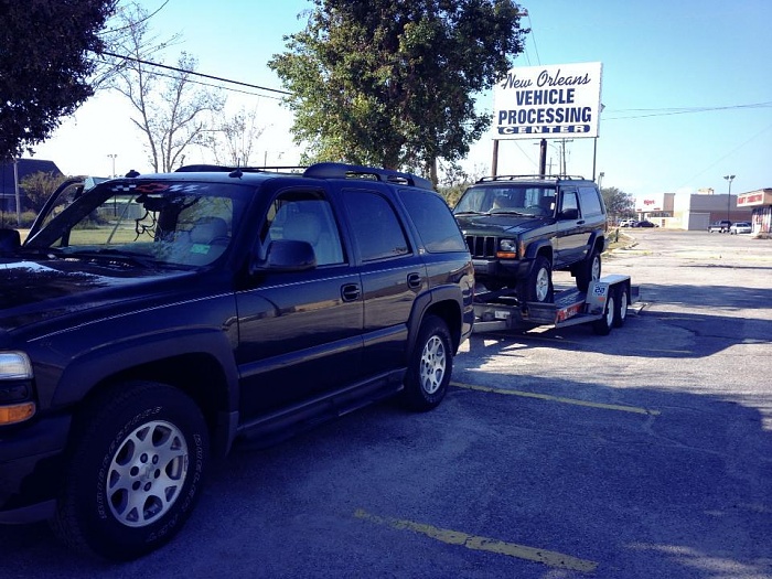 The &quot;What do you drive when you're not driving the XJ?&quot; thread-jeepnola.jpg