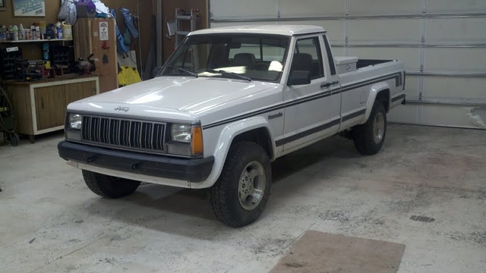 The &quot;What do you drive when you're not driving the XJ?&quot; thread-90-comanche.jpg