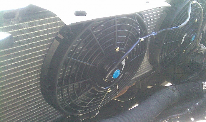 Dual Stock AC Fans in XJ-imag0094.jpg