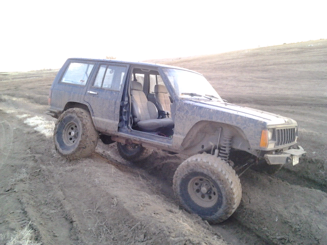 post the favorite picture of your jeep.-forumrunner_20120308_234222.jpg