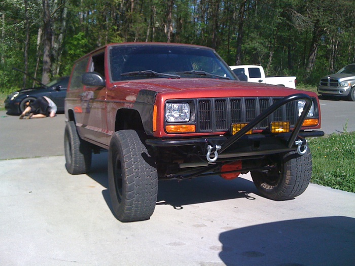 the RED xj club-image-1615606224.jpg