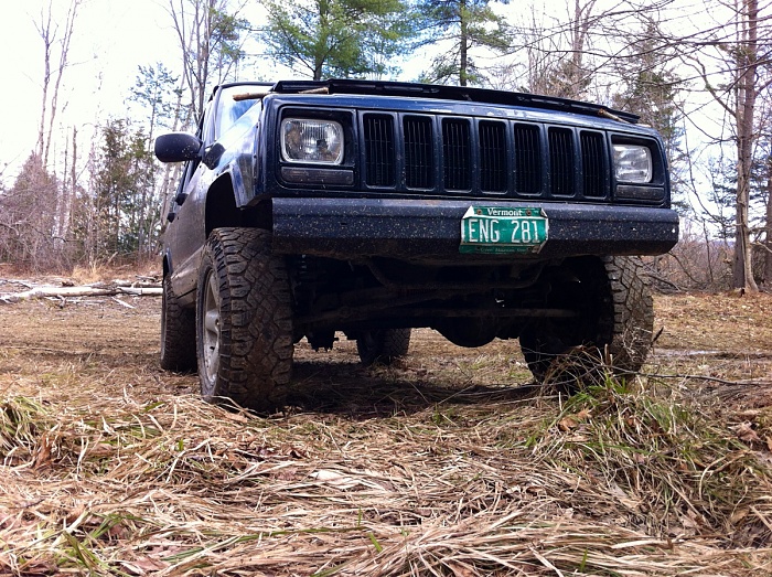 I wanna get some pics of xj with a 2 in. lift.-image-4077920719.jpg