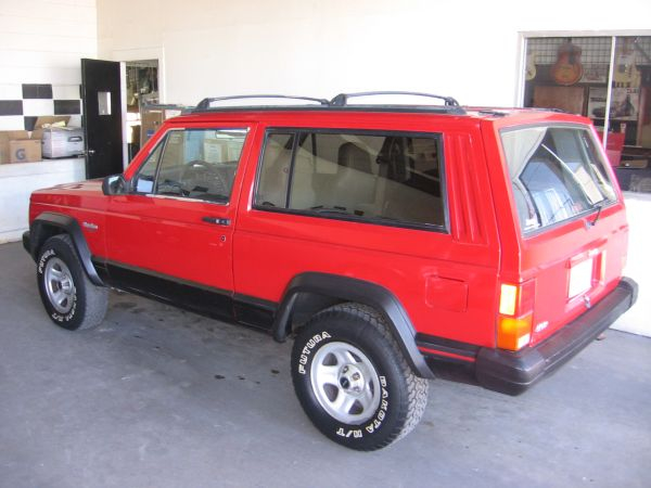 2 door cherokee club-image-1260075059.jpg