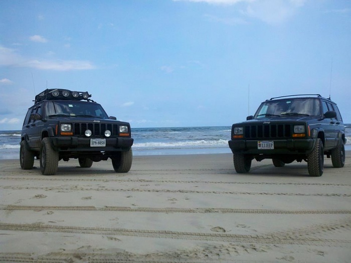 post the favorite picture of your jeep.-487680_3418024649027_337078902_n.jpg