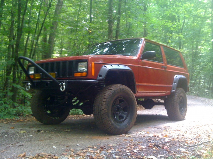 2 door cherokee club-image-161615200.jpg