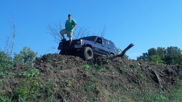 post the favorite picture of your jeep.-forumrunner_20120806_084045.jpg