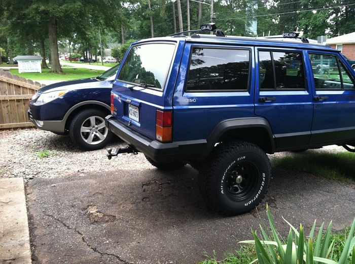 What did you do to your Cherokee today?-cherokee-hitch.jpg