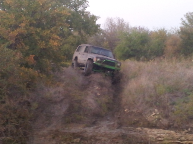 post the favorite picture of your jeep.-forumrunner_20121014_193424.jpg