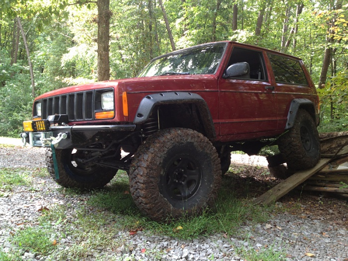 2 door cherokee club-image-1525536242.jpg