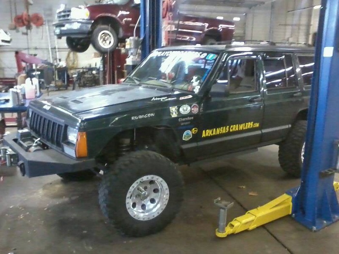 What Wheels do you have on your XJ-uploadfromtaptalk1354569216323.jpg