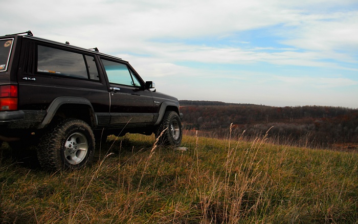 What Wheels do you have on your XJ-dscf7435.jpg