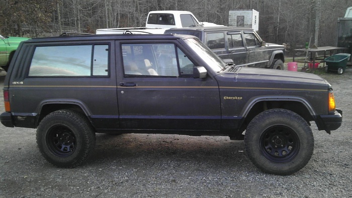 2 door cherokee club-471547_4171793334681_1593004968_o.jpg