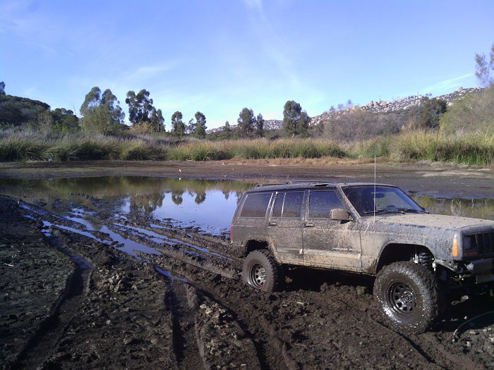 post the favorite picture of your jeep.-muddin.jpg