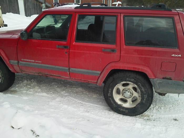 just got my jeep today. so excited-img952013010695100937.jpg