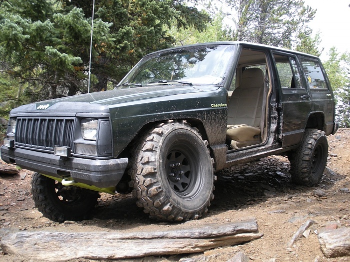 any pics of XJ on 31s?-dscn3816.jpg