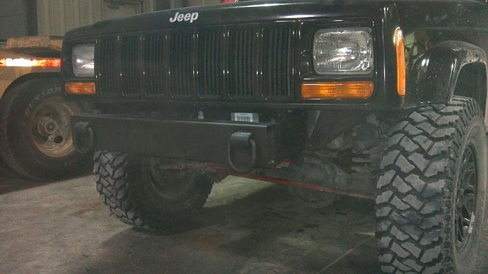 post the favorite picture of your jeep.-resampled_2012-01-21_23-43-04_170.jpg