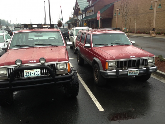 Your XJ Parked Next to a Stock Xj Picture Thread!-image-3567106879.jpg