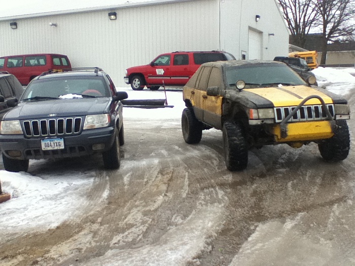 Your XJ Parked Next to a Stock Xj Picture Thread!-image-4178199487.jpg