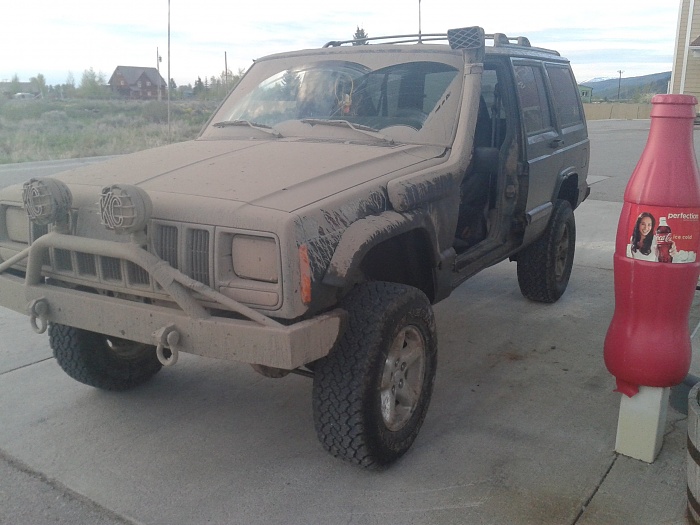 Jeeps in the Wild-mud-jeep.jpg