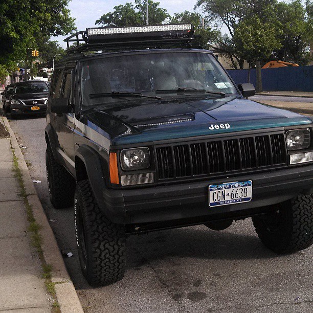 post the favorite picture of your jeep.-lightbar-.jpg