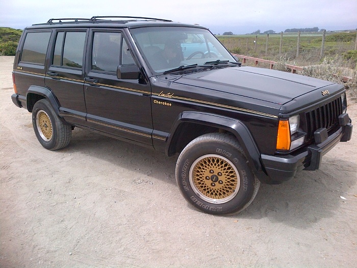 The Black XJ Club.....-mycherokee87.jpg