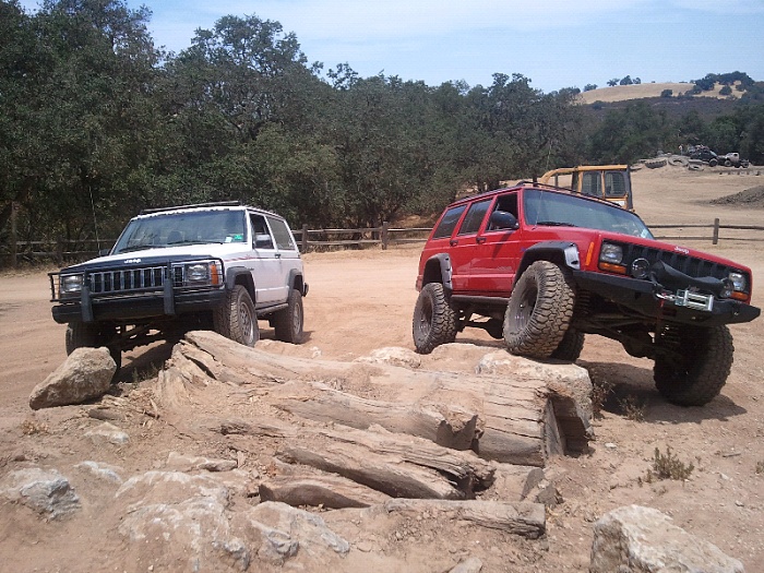 2 door cherokee club-forumrunner_20131012_230034.jpg