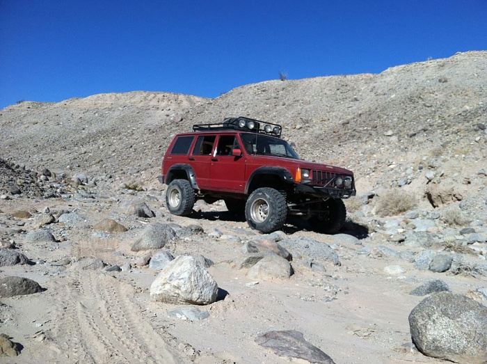 the RED xj club-jeep1.jpg