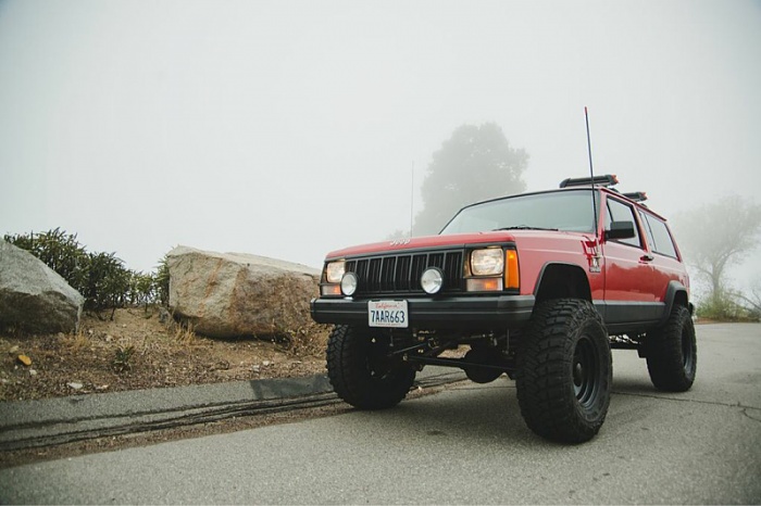 2 door cherokee club-image-3972918403.jpg